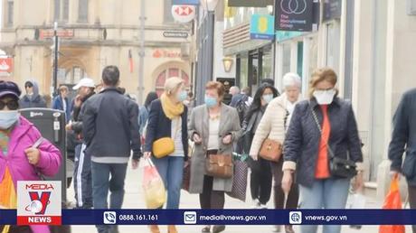 Người dân Anh “thắt lưng buộc bụng” đối phó lạm phát