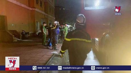 Cứu 15 người thoát khỏi đám cháy chung cư