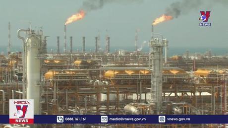 Iran phát triển mỏ dầu giáp với Saudi Arabia