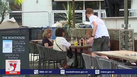 Kinh tế Anh sụt giảm kỷ lục