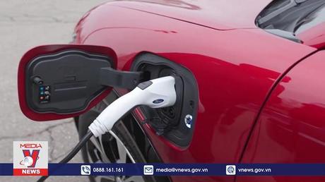 Ford cắt giảm nhân lực hướng tới sản xuất ô tô điện