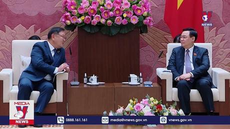 Chủ tịch Quốc hội tiếp Nhóm nghị sỹ hữu nghị Hàn – Việt