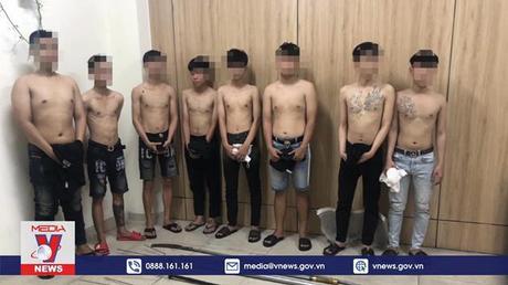 Khởi tố 11 đối tượng gây ra nhiều vụ 