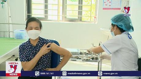 Bộ Y tế đề xuất miễn kê khai giá nhập khẩu vaccine COVID-19