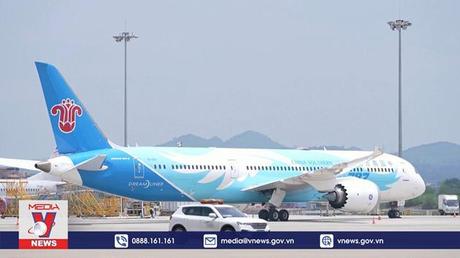 Mỹ đình chỉ hàng chục chuyến bay của các hãng hàng không Trung Quốc