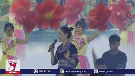 Thủ tướng dự Festival 