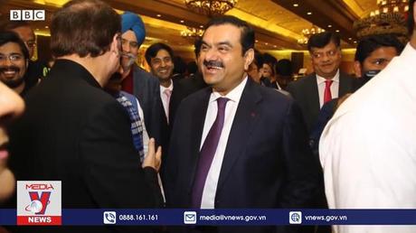 Tỉ phú châu Á đầu tiên lọt top 3 người giàu nhất thế giới của Bloomberg