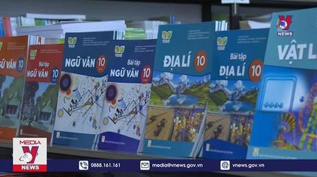 Lo ngại thiếu sách giáo khoa năm học mới