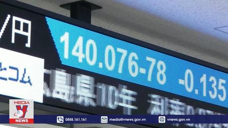 Nhật Bản cảnh giác việc đồng yen mất giá