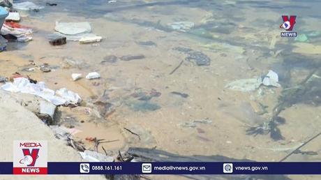 Ô nhiễm rác thải nhựa trên các vùng nuôi trồng thủy sản ở huyện Vạn Ninh, Khánh Hòa