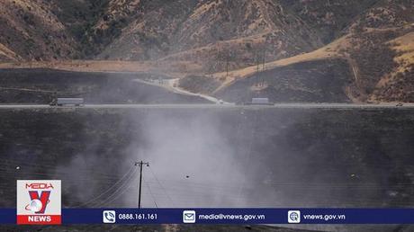 Hàng nghìn người phải sơ tán do cháy rừng ở California (Mỹ)