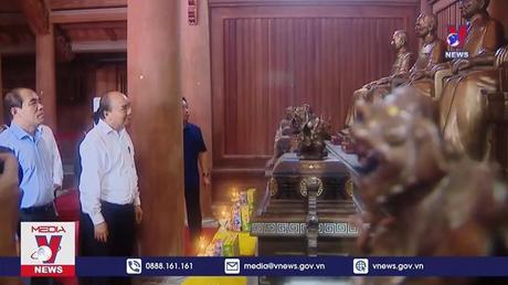 Chủ tịch nước dâng hương tại Khu di tích Quốc gia đặc biệt Tân Trào