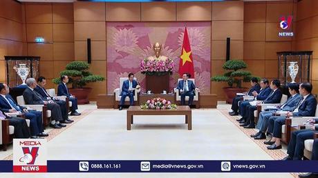 Chủ tịch Quốc hội tiếp Đô trưởng Thủ đô Phnom Penh