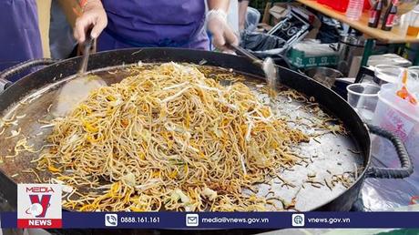 Hương vị Việt trong Làng ẩm thực quốc tế Paris