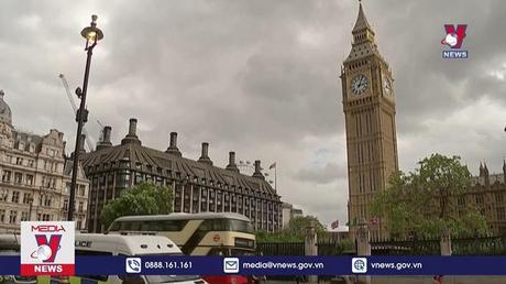 Tân Thủ tướng Anh cam kết nhanh chóng hành động