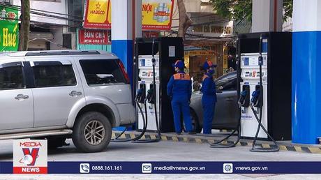 Ứng phó với biến động giá dầu