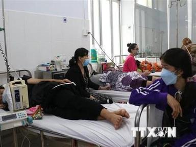 Sốt xuất huyết gia tăng nhiều ca nặng, người dân không tự ý dùng thuốc