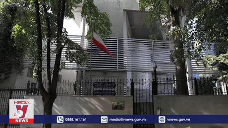 Iran chỉ trích quyết định cắt đứt quan hệ ngoại giao của Albania