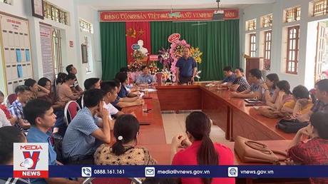 Sáp nhập trường, phụ huynh không cho con đến lớp