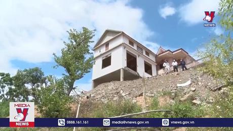 Hàng trăm hộ dân sống thấp thỏm, lo âu vì sạt lở
