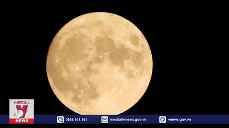 Trăng Trung thu màu cam và tròn nhất 100 năm qua