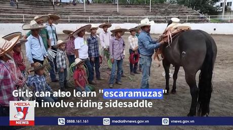 Mexico đào tạo thế hệ cao bồi nhí