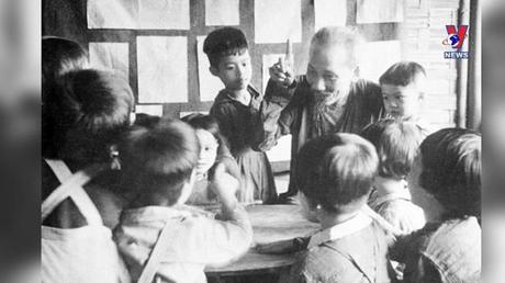 Học Bác mỗi ngày: Bác Hồ với giáo dục thiếu niên, nhi đồng