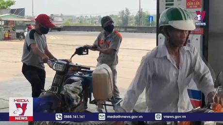 Đề xuất ổn định giá xăng dầu