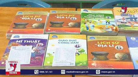 Thanh tra việc phát hành, mua sách giáo khoa