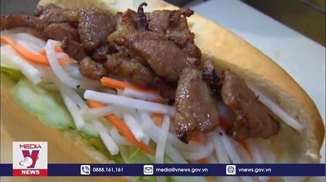 Bánh mì được thêm vào từ điển nổi tiếng của Mỹ