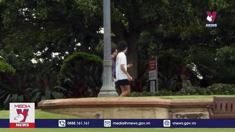 Sinh viên “chao đảo” giữa cơn bão giá