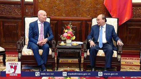 Chủ tịch nước tiếp các Đại sứ trình quốc thư