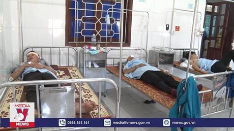 Tai nạn xe bus khiến 10 người bị thương tại Hà Tĩnh