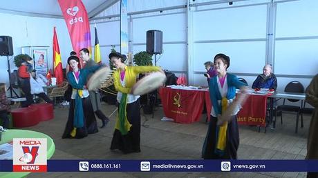 Lễ hội Manifesta ở Bỉ tôn vinh Chủ tịch Hồ Chí Minh