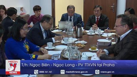 Đoàn đại biểu Đảng thăm Ba Lan