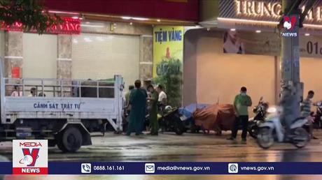 Điều tra thanh niên cướp vàng ném ra đường tại Bình Dương