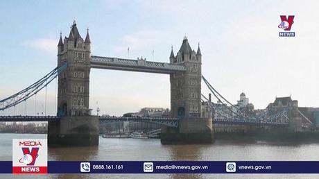 Anh xem xét việc cấp thị thực để giải quyết vấn đề thiếu lao động