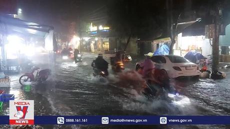 TP.HCM ứng phó bão số 4 và triều cường