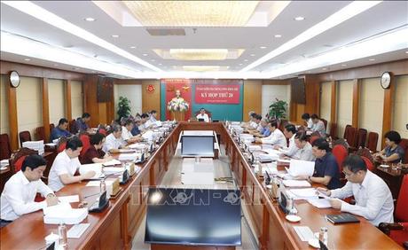 Đề nghị Bộ Chính trị xem xét, kỷ luật Chủ tịch Viện Hàn lâm Khoa học xã hội Việt Nam