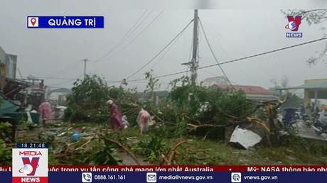 Lốc xoáy tại Cửa Việt, nhiều trụ sở, nhà dân bị tốc mái, đổ sập