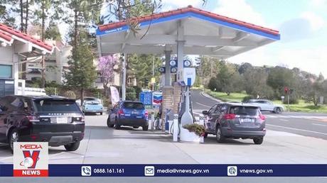 FED khẳng định ưu tiên tăng lãi suất để kiềm chế lạm phát