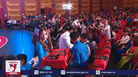 Tôn vinh 50 thanh niên khuyết tật tiêu biểu 