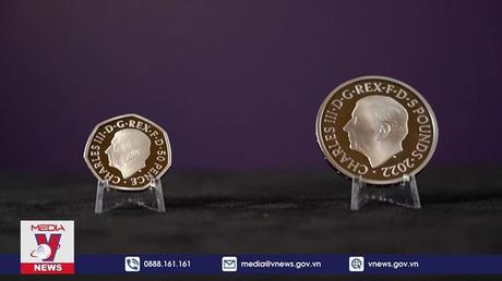 Đồng xu đầu tiên in hình Vua Charles III