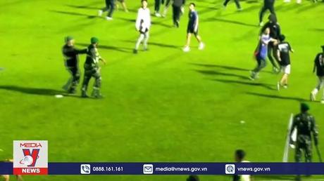 Hàng trăm người thương vong do dẫm đạp tại Indonesia