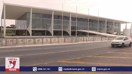 Ứng cử viên tổng thống Brazil sẵn sàng cho cuộc đua “song mã”