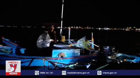 1 người tử vong, 1 người mất tích do tố lốc trên biển