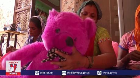 Tái chế đầu lọc thuốc lá thành đồ chơi