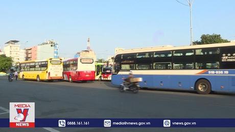 Xe khách TP.HCM đi phía Bắc đón khách tại Bến xe Miền Đông mới