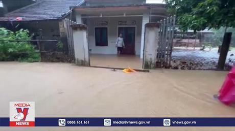 Nhiều vùng trũng, thấp của Quảng Ngãi vẫn ngập sâu