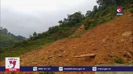 Sạt lở nghiêm trọng trên đường Hồ Chí Minh nhánh Tây